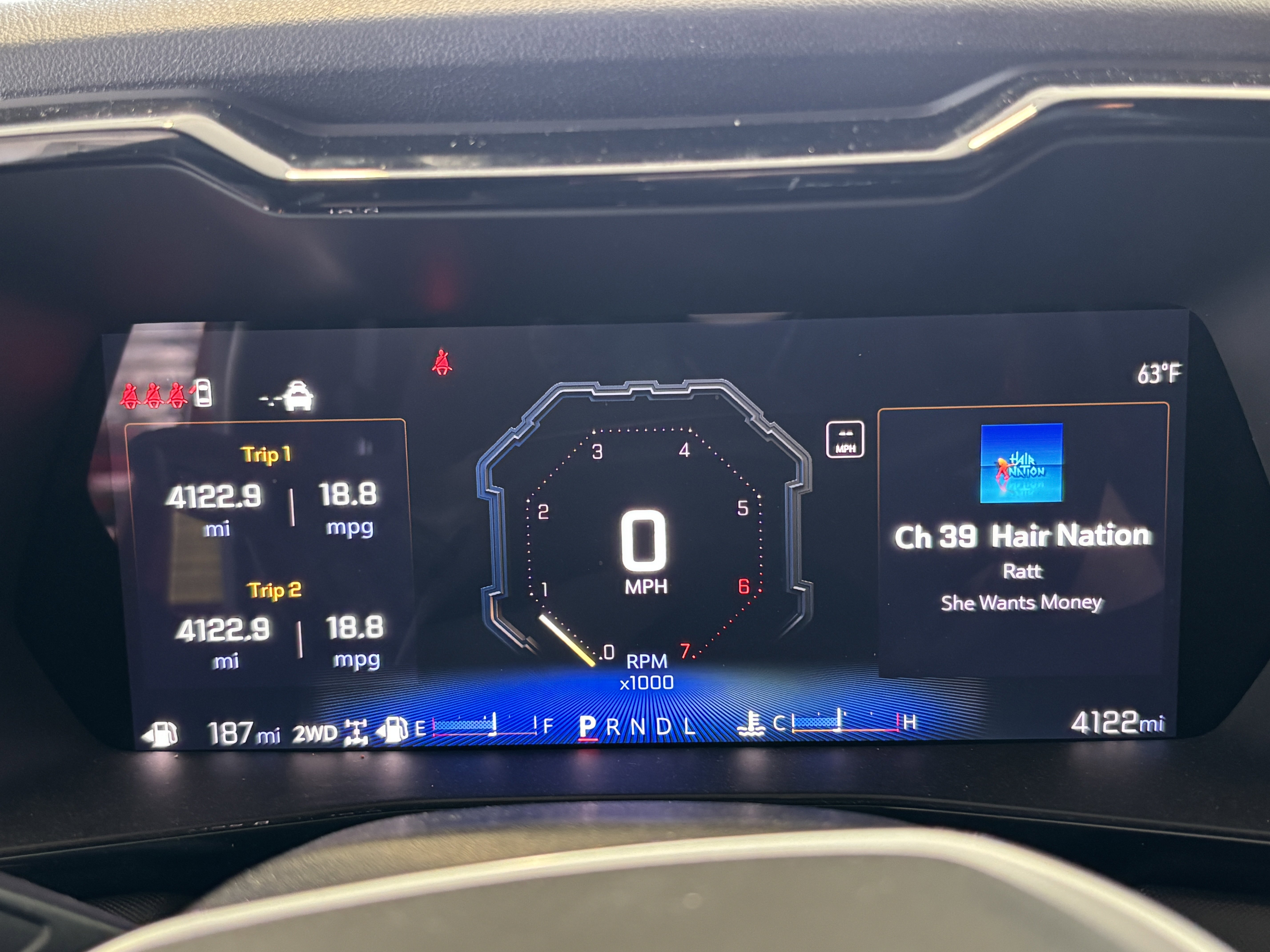 Used 2025 Chevrolet Colorado Z71 w/ Midnight Edition image 14