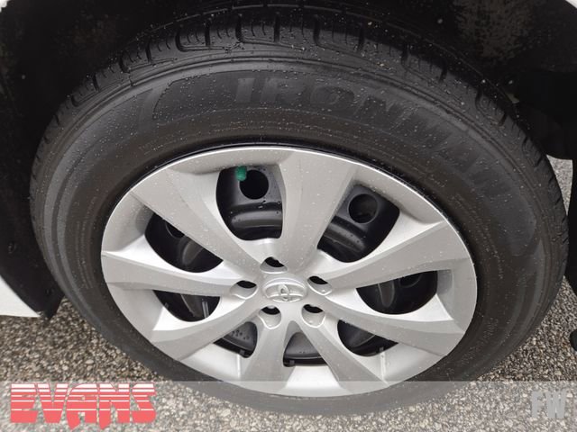 Used 2021 Toyota Corolla LE image 21