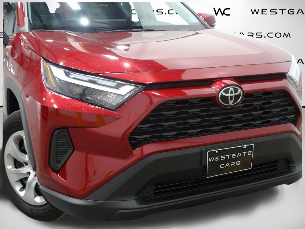 Used 2023 Toyota RAV4 LE image 40