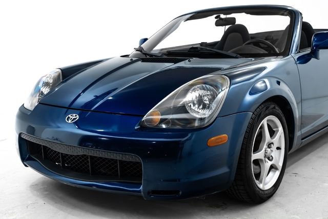 Used 2001 Toyota MR2 RWD image 15