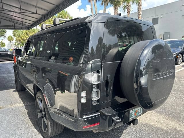 Used 2024 Land Rover Defender 130 X AWD/4WD image 11
