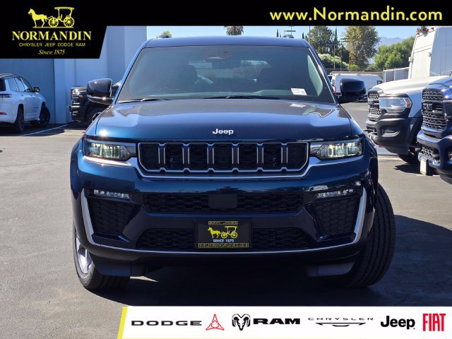 New 2026 Jeep Grand Cherokee Limited AWD/4WD image 2