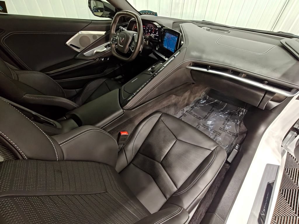 Used 2024 Chevrolet Corvette Stingray Preferred Cpe w/ Battery Protection Package RWD image 31