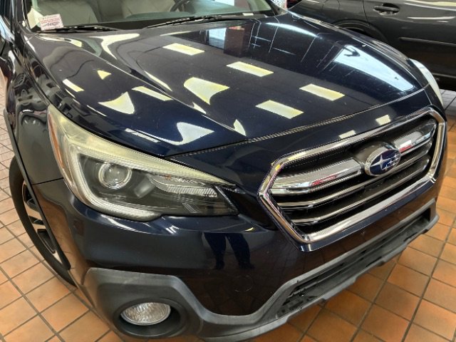 Used 2018 Subaru Outback 2.5i Limited AWD/4WD image 2