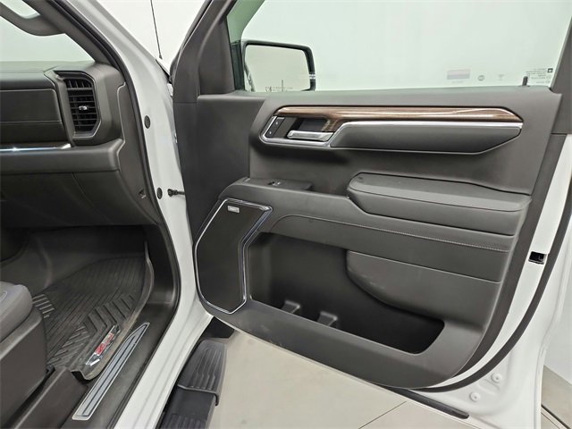 Used 2024 Chevrolet Silverado 1500 RST w/ Convenience Package II image 33