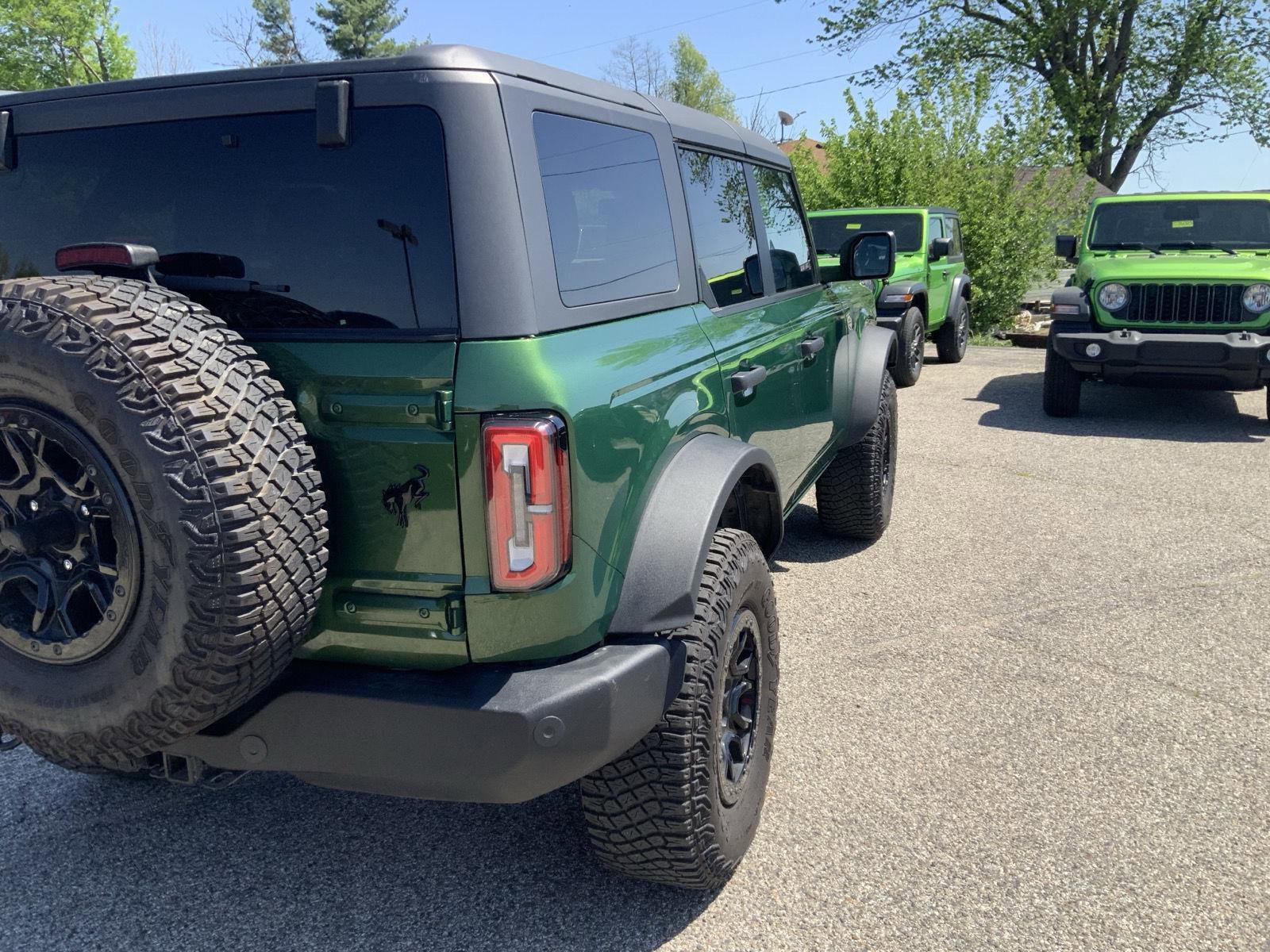 Used 2023 Ford Bronco Wildtrak AWD/4WD image 18