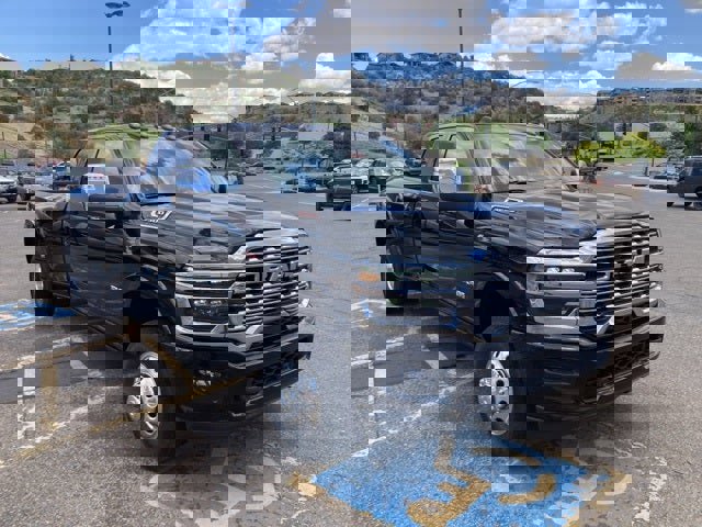 New 2025 RAM 3500 Longhorn image 4