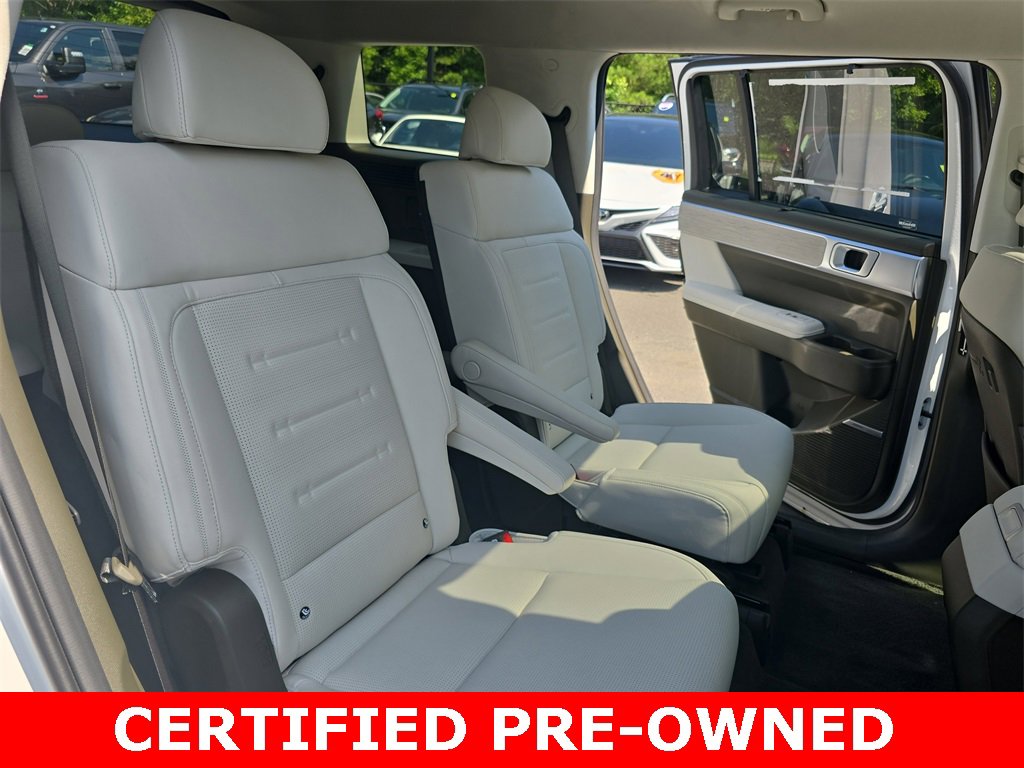 Used 2025 Hyundai Santa Fe Calligraphy image 11