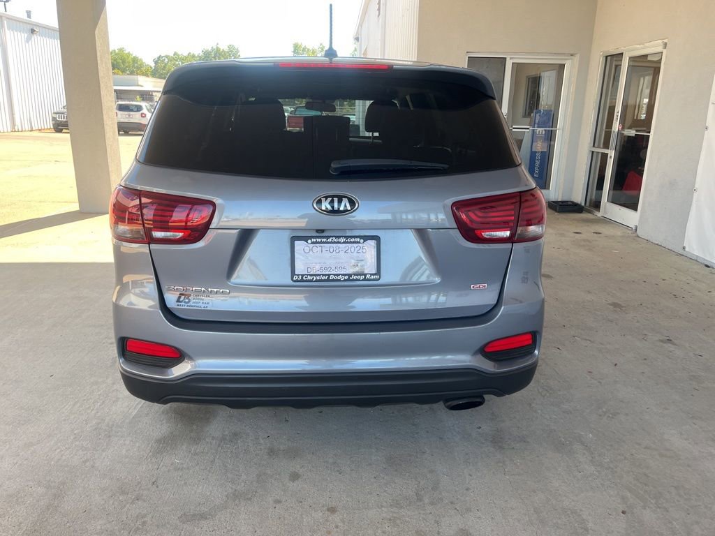 Used 2020 Kia Sorento LX image 5