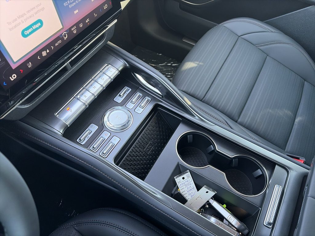 New 2026 Lincoln Nautilus Reserve w/ Jet Appearance Package AWD/4WD image 23