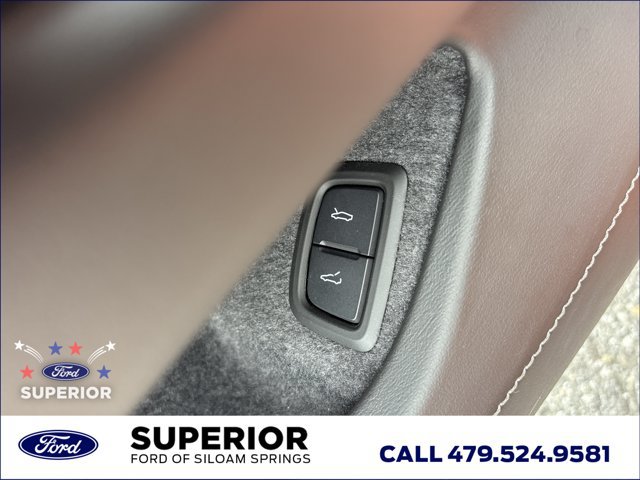 Used 2023 Chevrolet Corvette Z06 RWD image 19