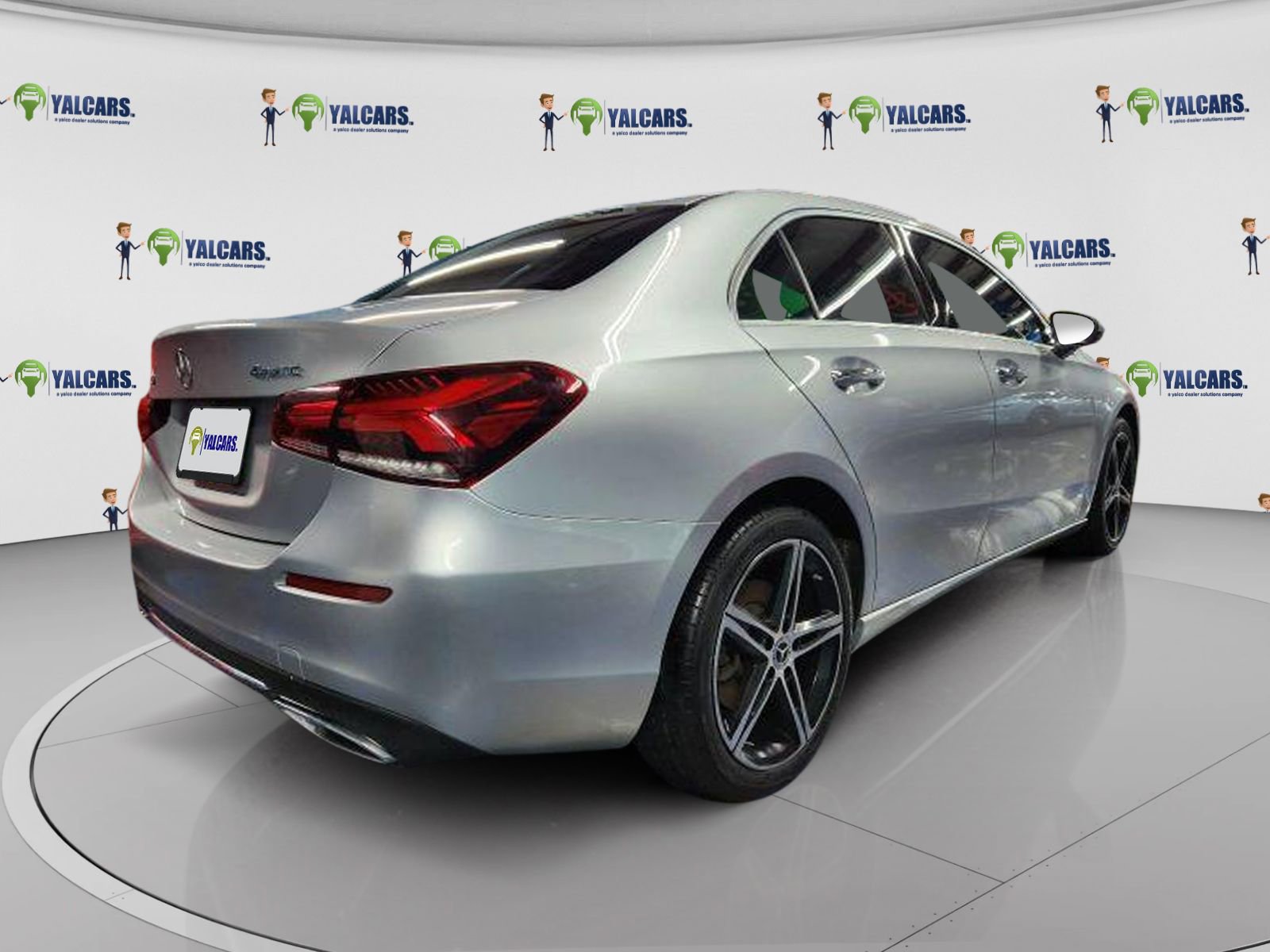 Used 2020 Mercedes-Benz A 220 4MATIC w/ Premium Package image 3