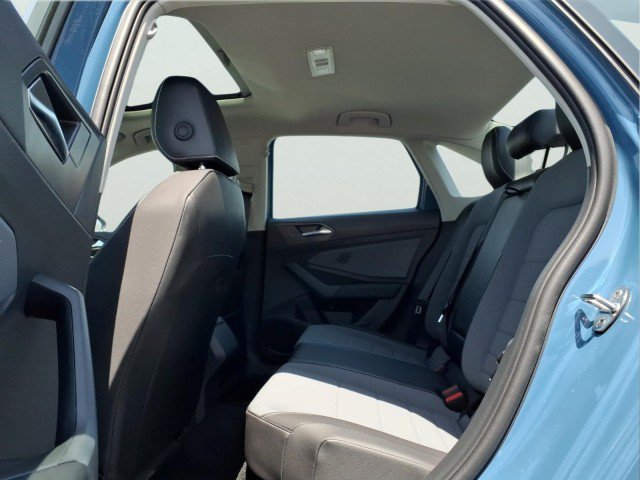 New 2026 Volkswagen Jetta SE FWD image 8