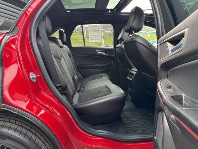 Used 2023 Ford Edge ST-Line image 23