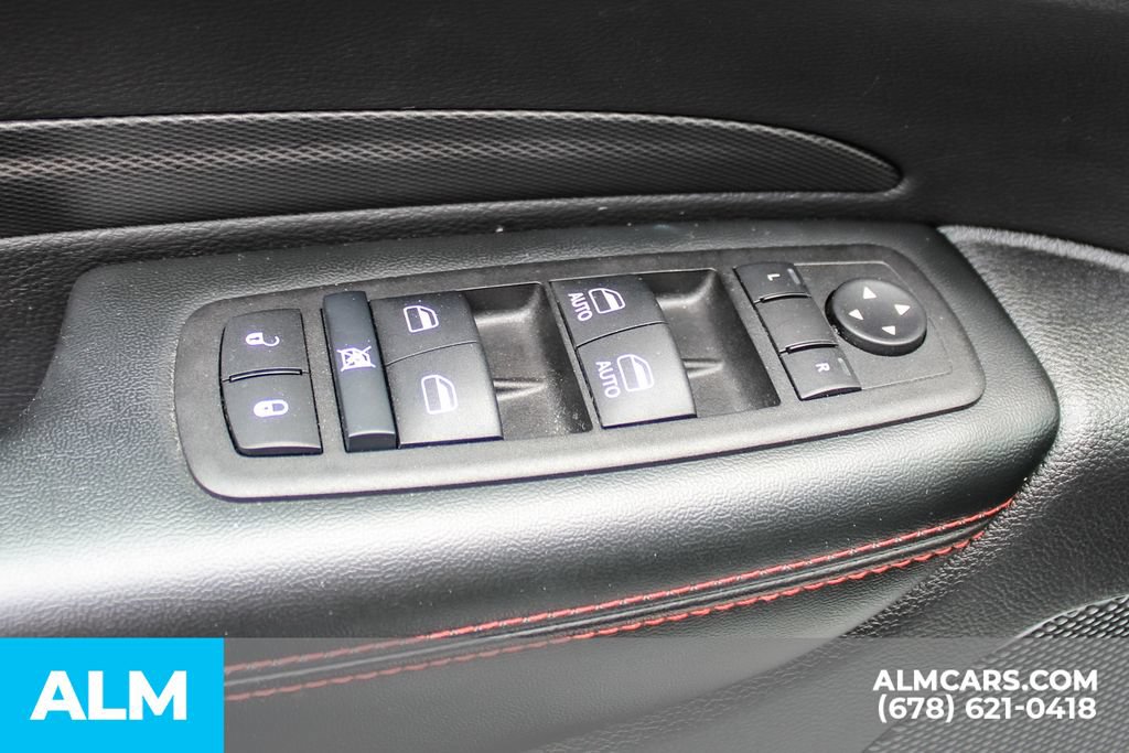 Used 2025 Dodge Durango GT AWD/4WD image 41