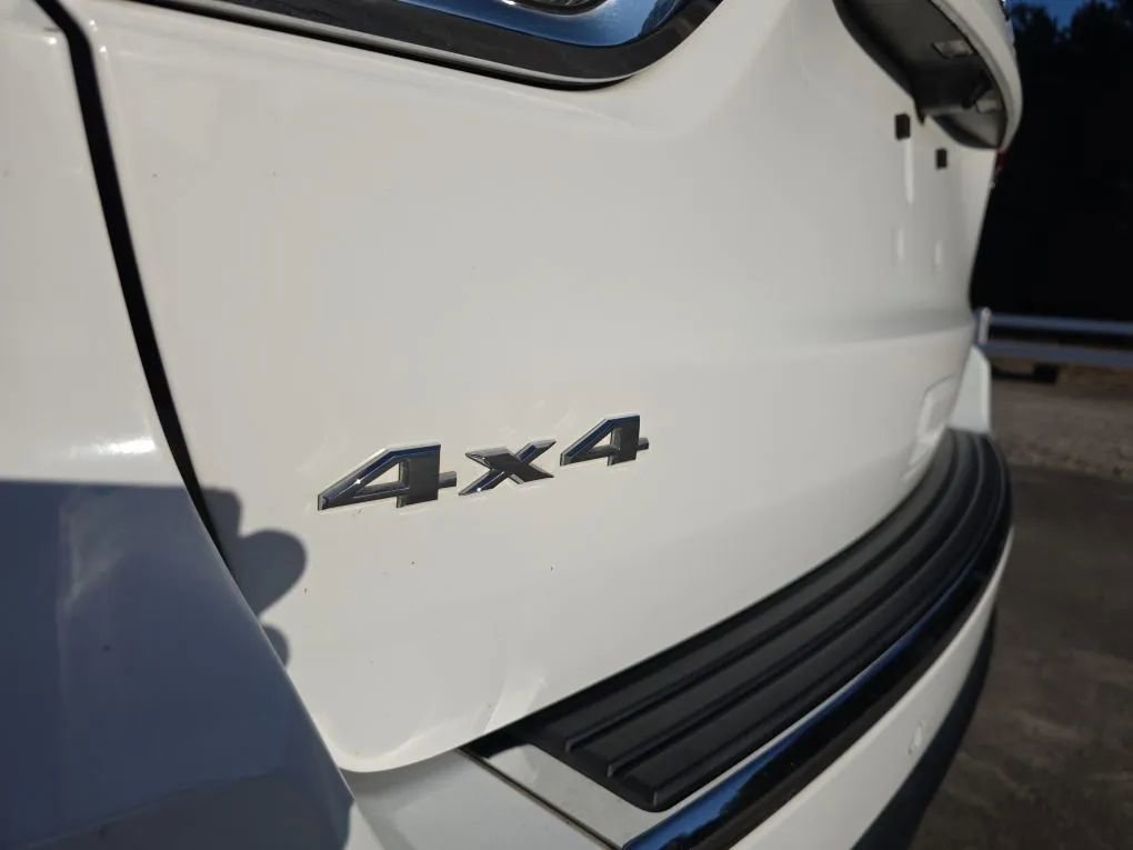 Used 2019 Jeep Grand Cherokee Limited w/ Luxury Group II image 12