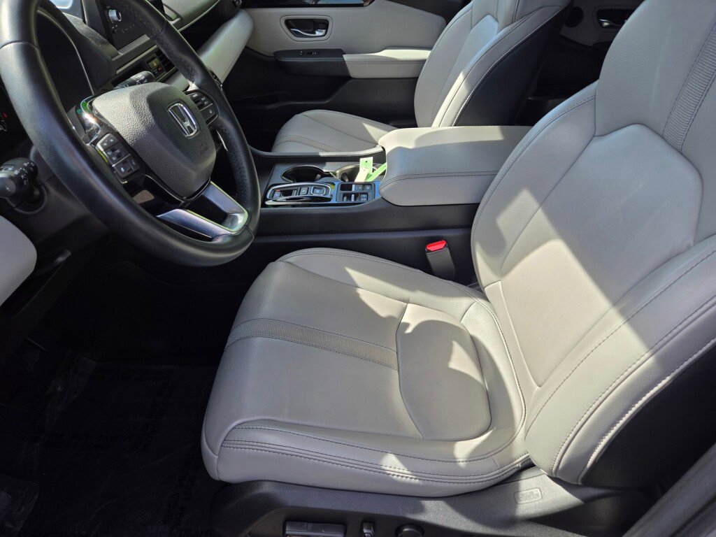 Certified 2023 Honda Pilot EX-L image 13