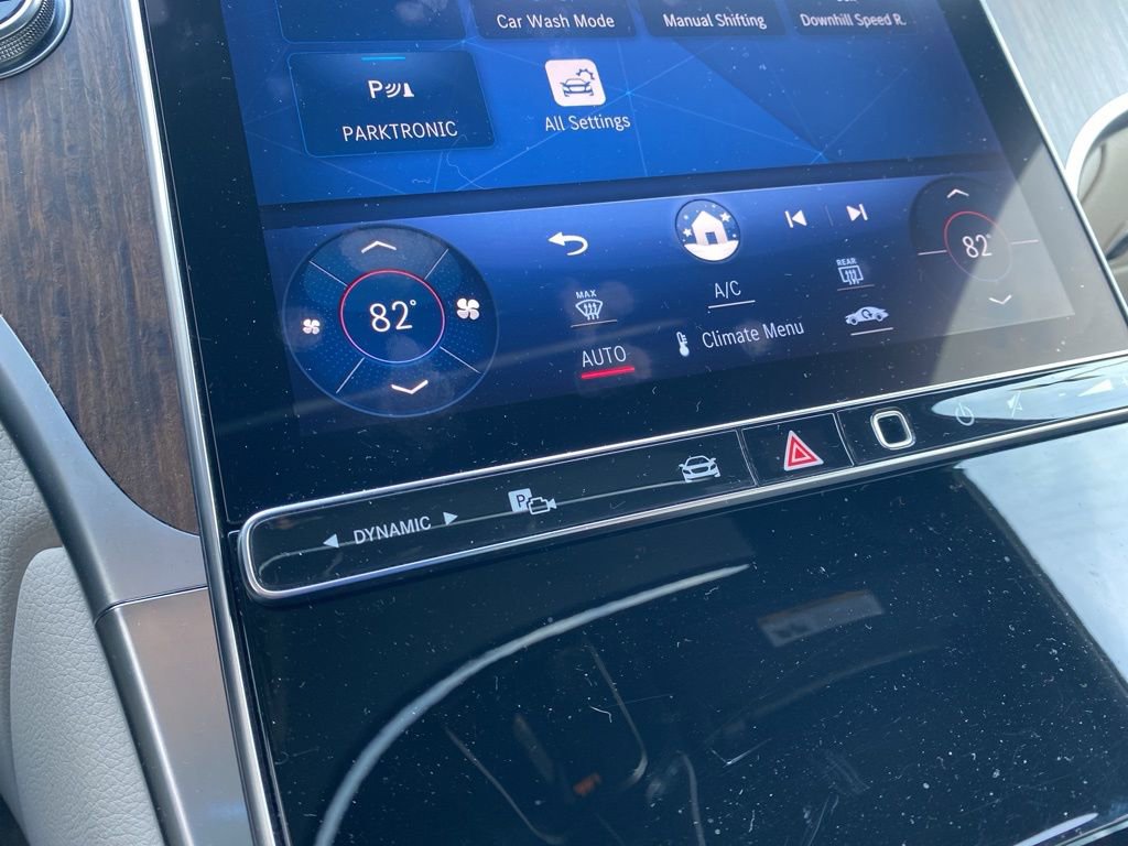 Used 2024 Mercedes-Benz GLC 300 4MATIC image 14