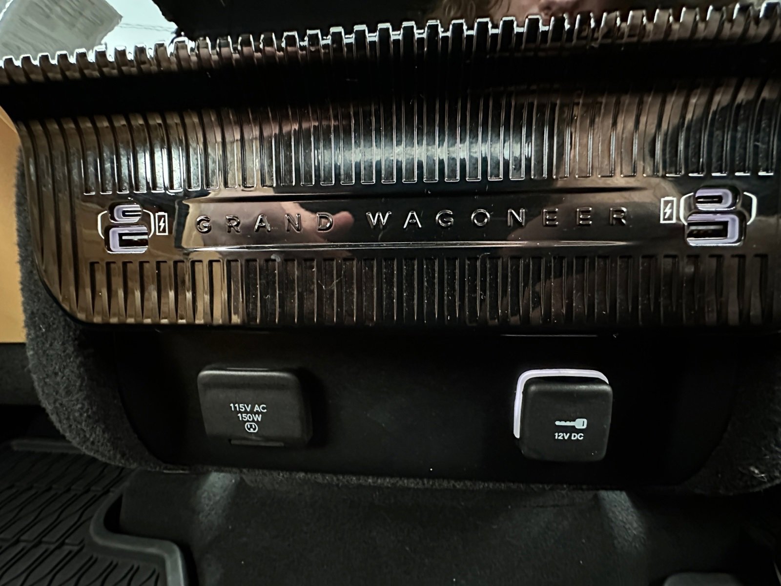 Used 2024 Jeep Grand Wagoneer L Series III w/ Rear Seat Video Group 1 image 48