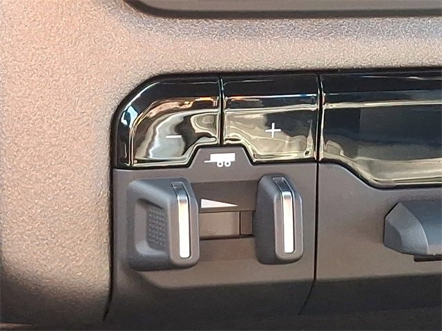 Used 2023 RAM 2500 Tradesman w/ Chrome Appearance Group image 25