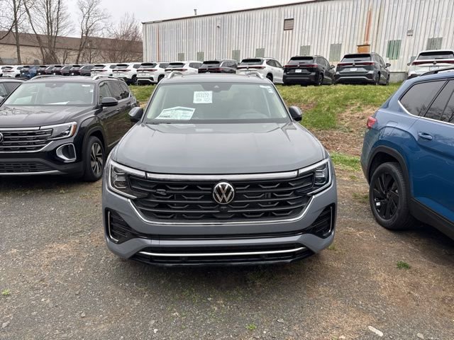 New 2026 Volkswagen Atlas SEL Premium R-Line AWD/4WD image 2