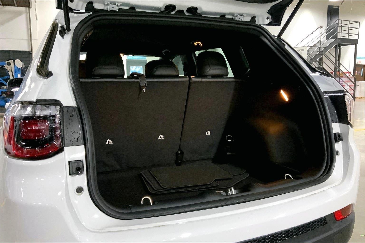 New 2026 Jeep Compass Latitude AWD/4WD image 5
