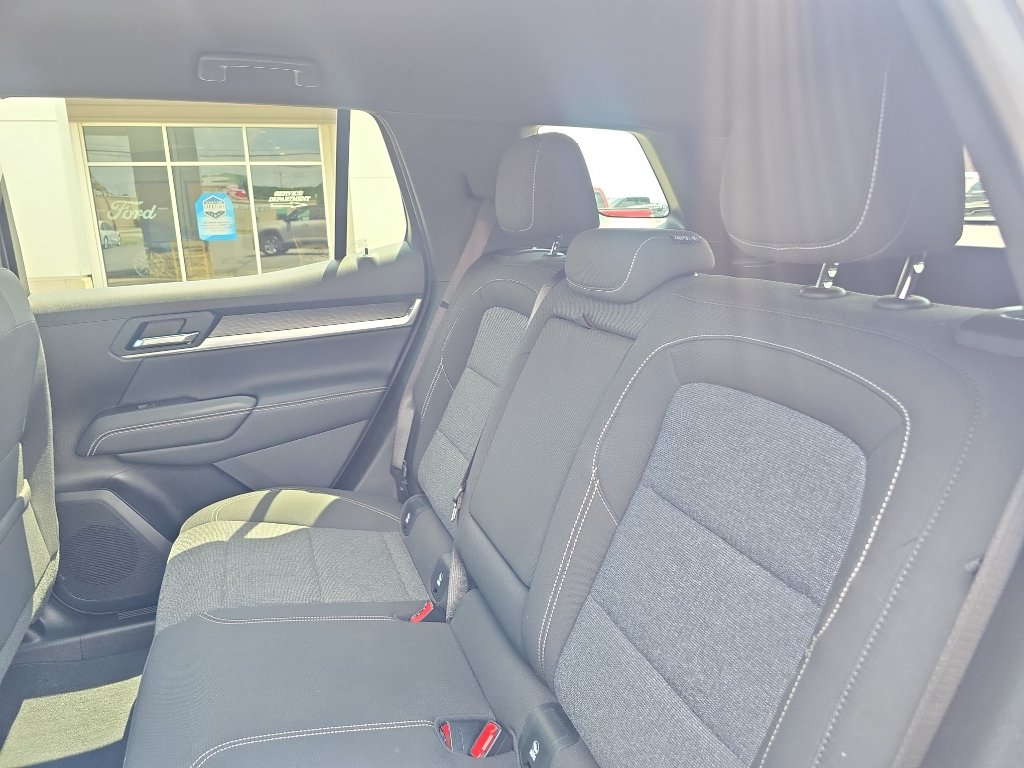 Used 2025 GMC Terrain Elevation AWD/4WD image 17