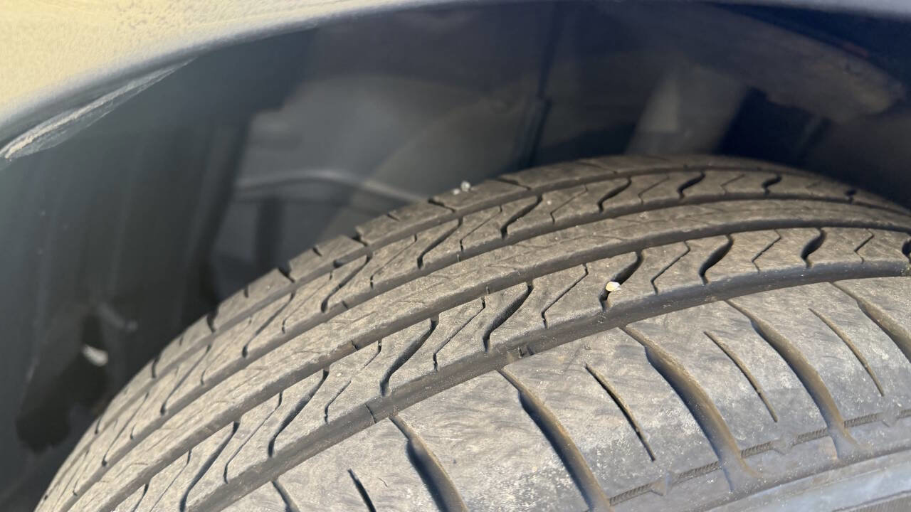 Used 2011 Toyota Corolla LE image 10