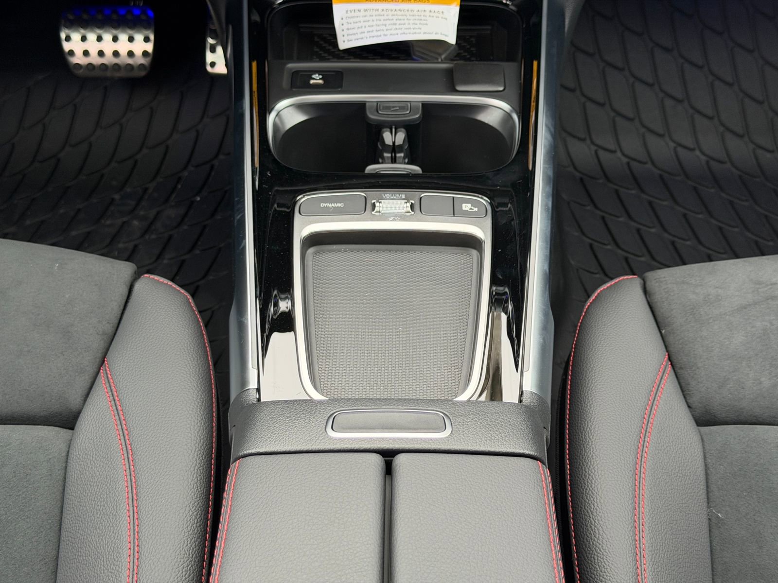 New 2026 Mercedes-Benz GLB 35 AMG 4MATIC image 22