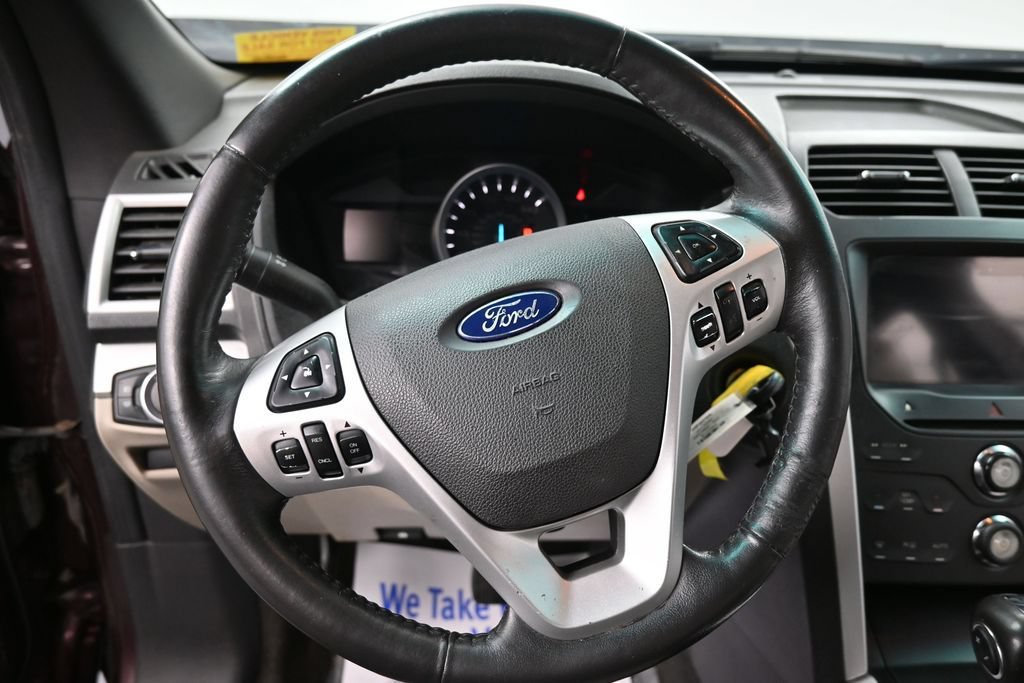 Used 2011 Ford Explorer XLT w/ 202A Rapid Spec Order Code AWD/4WD image 31
