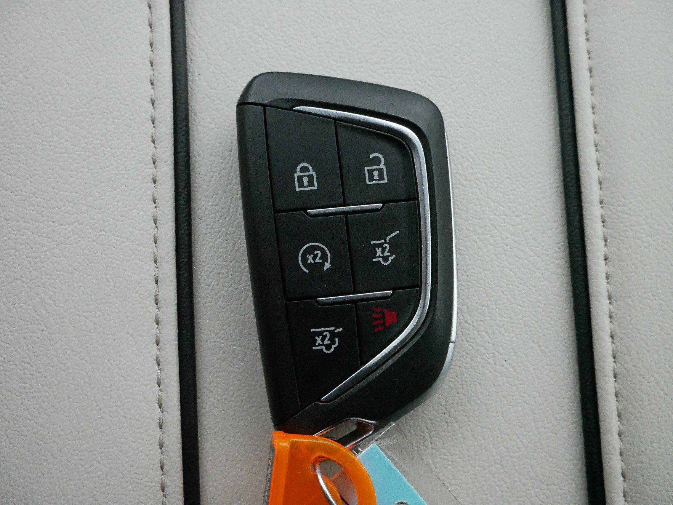 Used 2022 Cadillac Escalade ESV Sport w/ Touring Package image 32