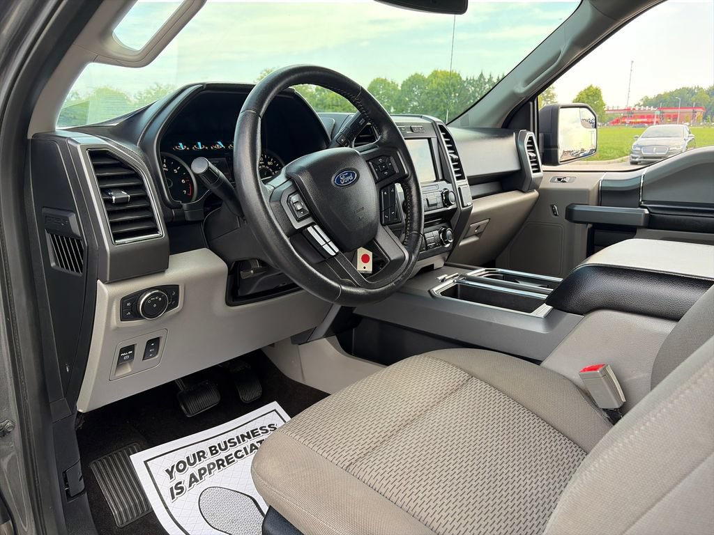 Used 2018 Ford F150 XLT w/ Equipment Group 302A Luxury AWD/4WD image 14