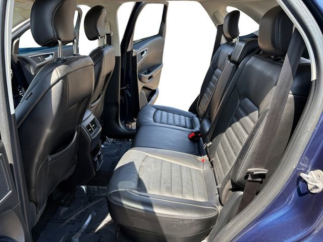 Used 2017 Ford Edge SEL w/ Equipment Group 201A FWD image 10