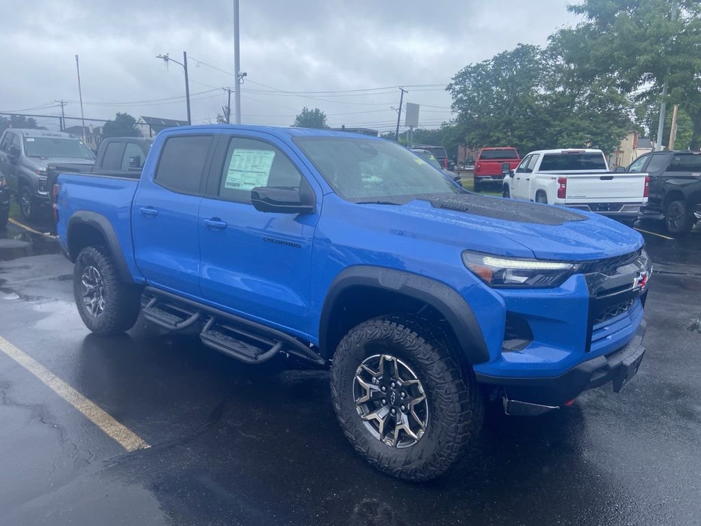 New 2025 Chevrolet Colorado ZR2 w/ Technology Package