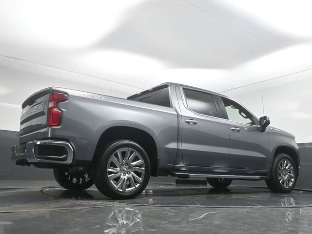 Used 2021 Chevrolet Silverado 1500 LTZ w/ LTZ Convenience Package II image 32