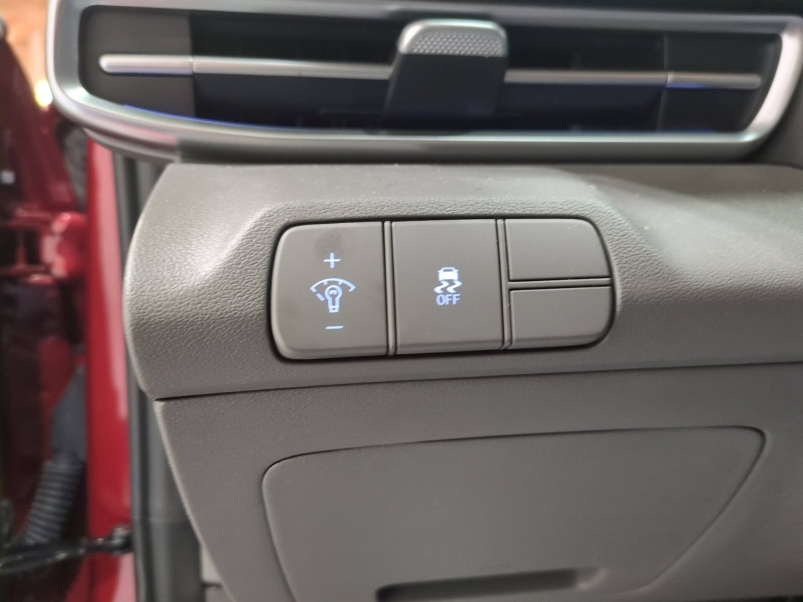 Certified 2024 Hyundai Elantra SEL w/ Convenience Package FWD image 17