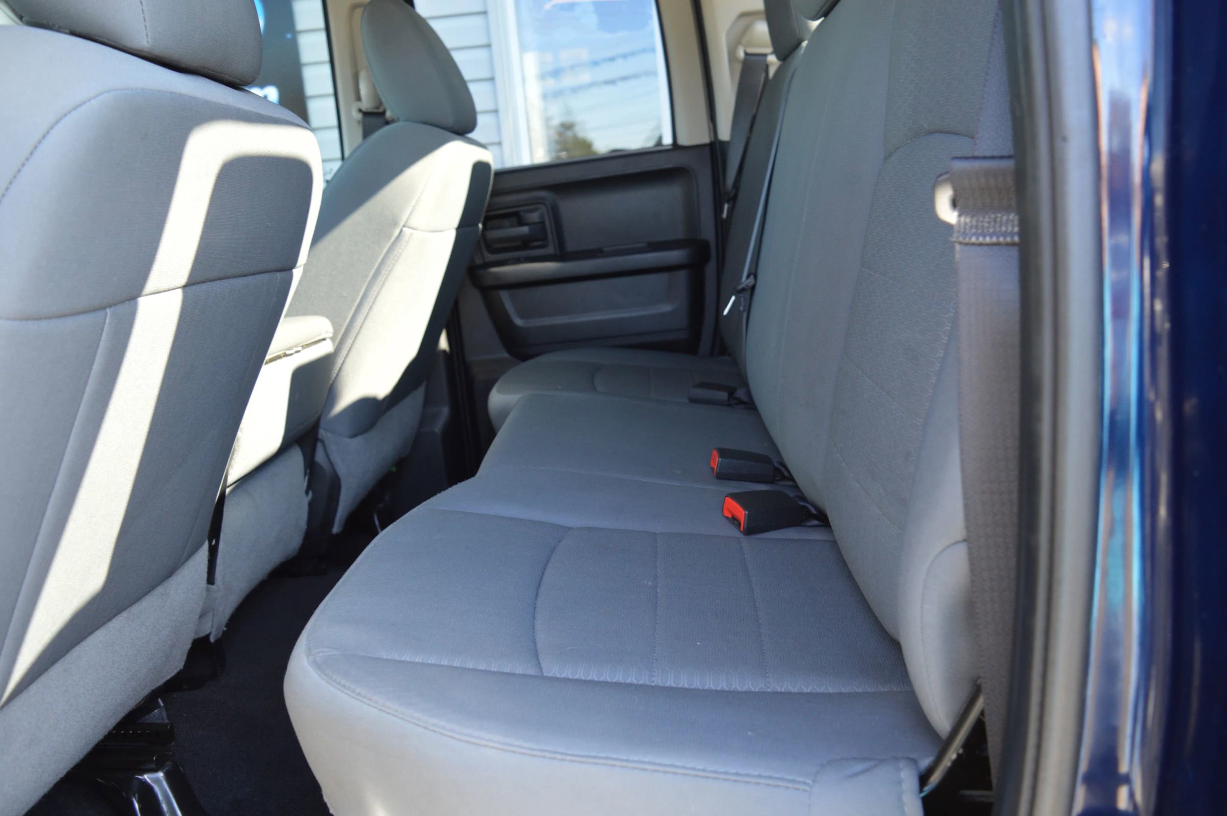 Used 2014 RAM 1500 Express image 16