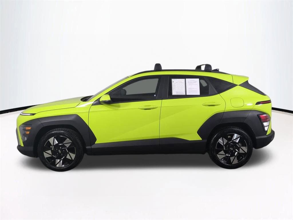Certified 2025 Hyundai Kona SEL image 8