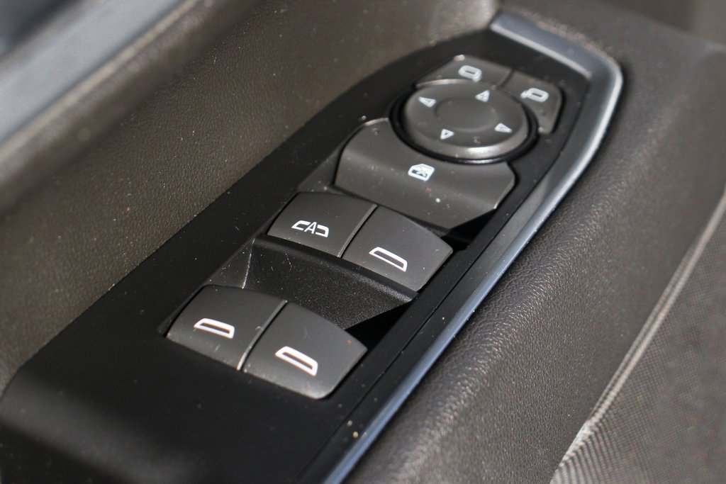 Used 2025 Chevrolet Silverado 2500 LT w/ Convenience Package image 15