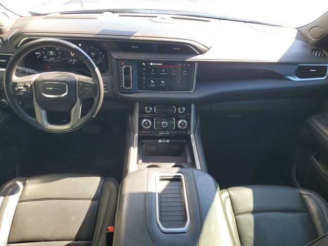 Used 2022 GMC Yukon Denali image 3