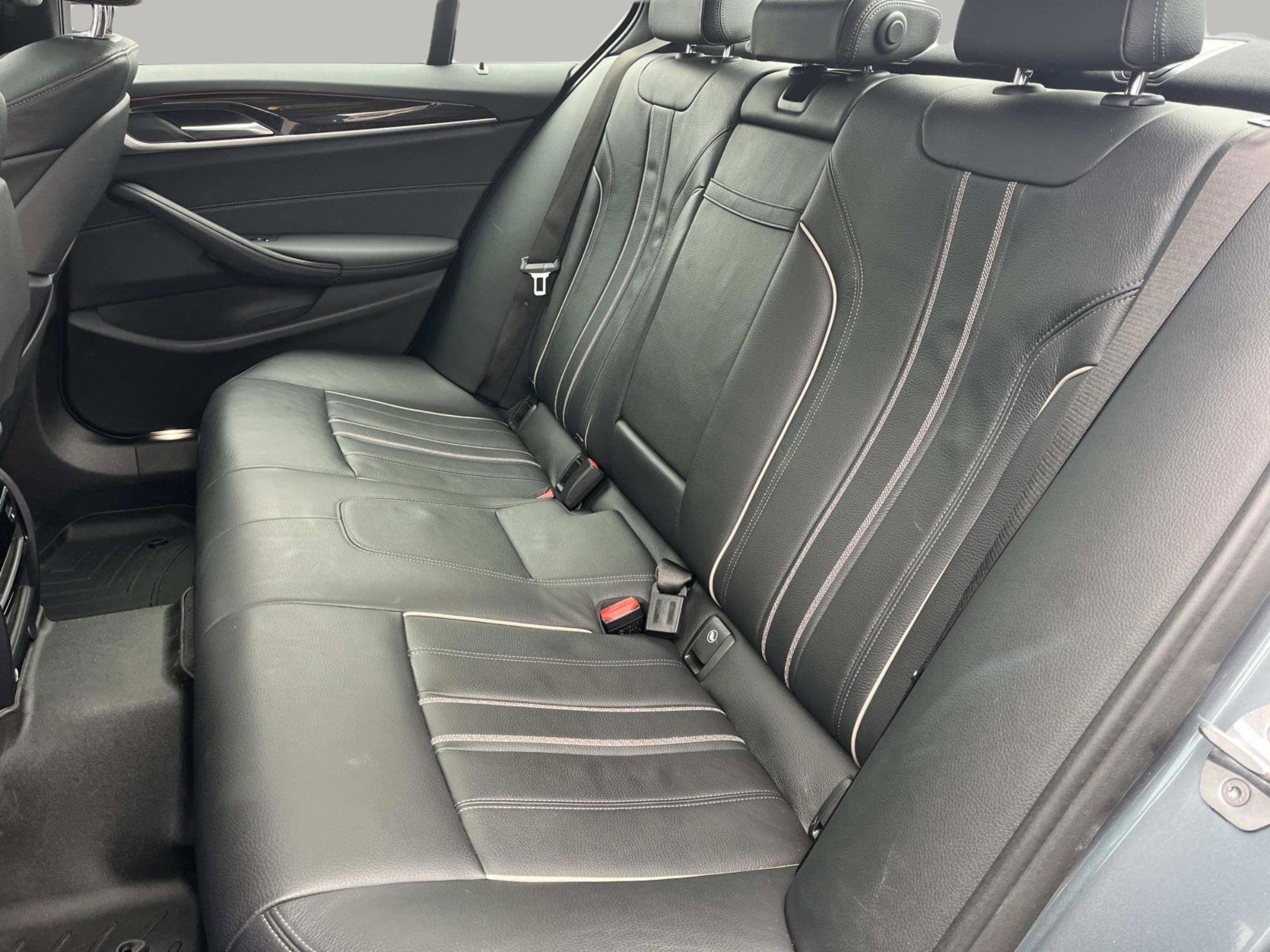 Used 2019 BMW 530i xDrive image 20