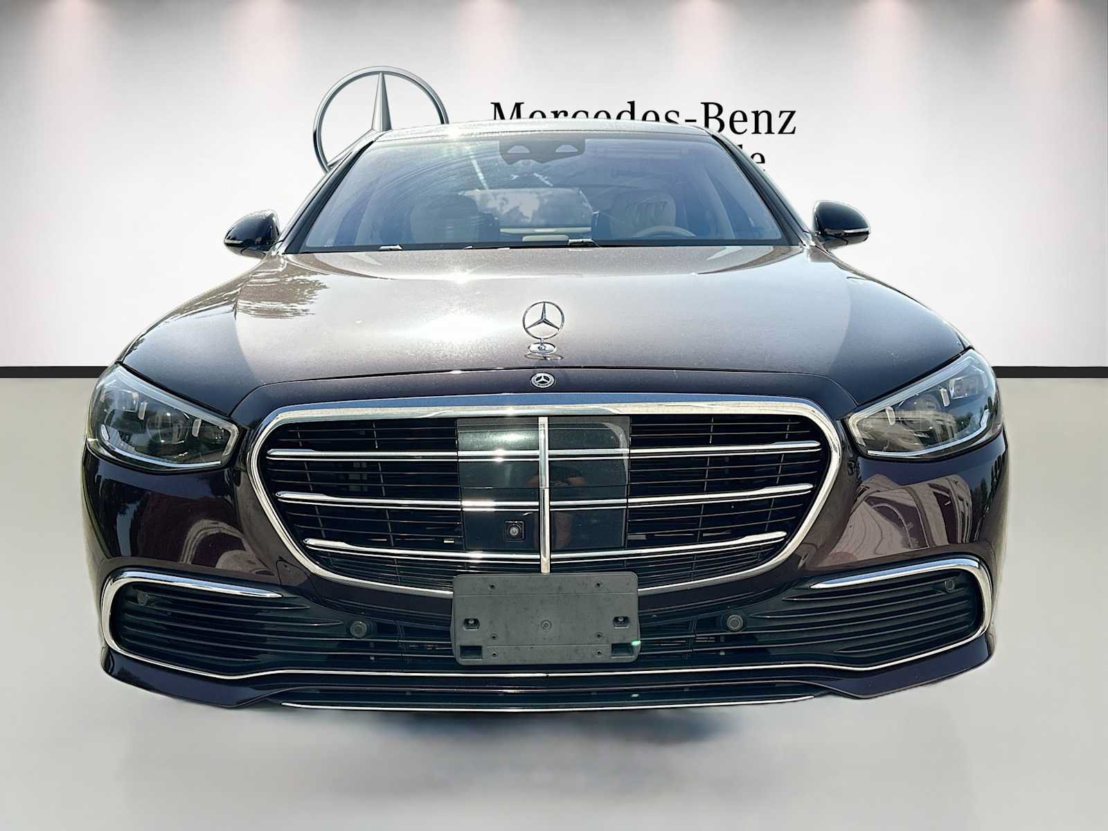 Certified 2022 Mercedes-Benz S 580 4MATIC Sedan w/ Rear Seat Package image 2