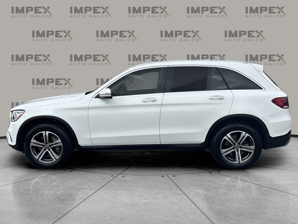 Used 2021 Mercedes-Benz GLC 300 4MATIC image 2