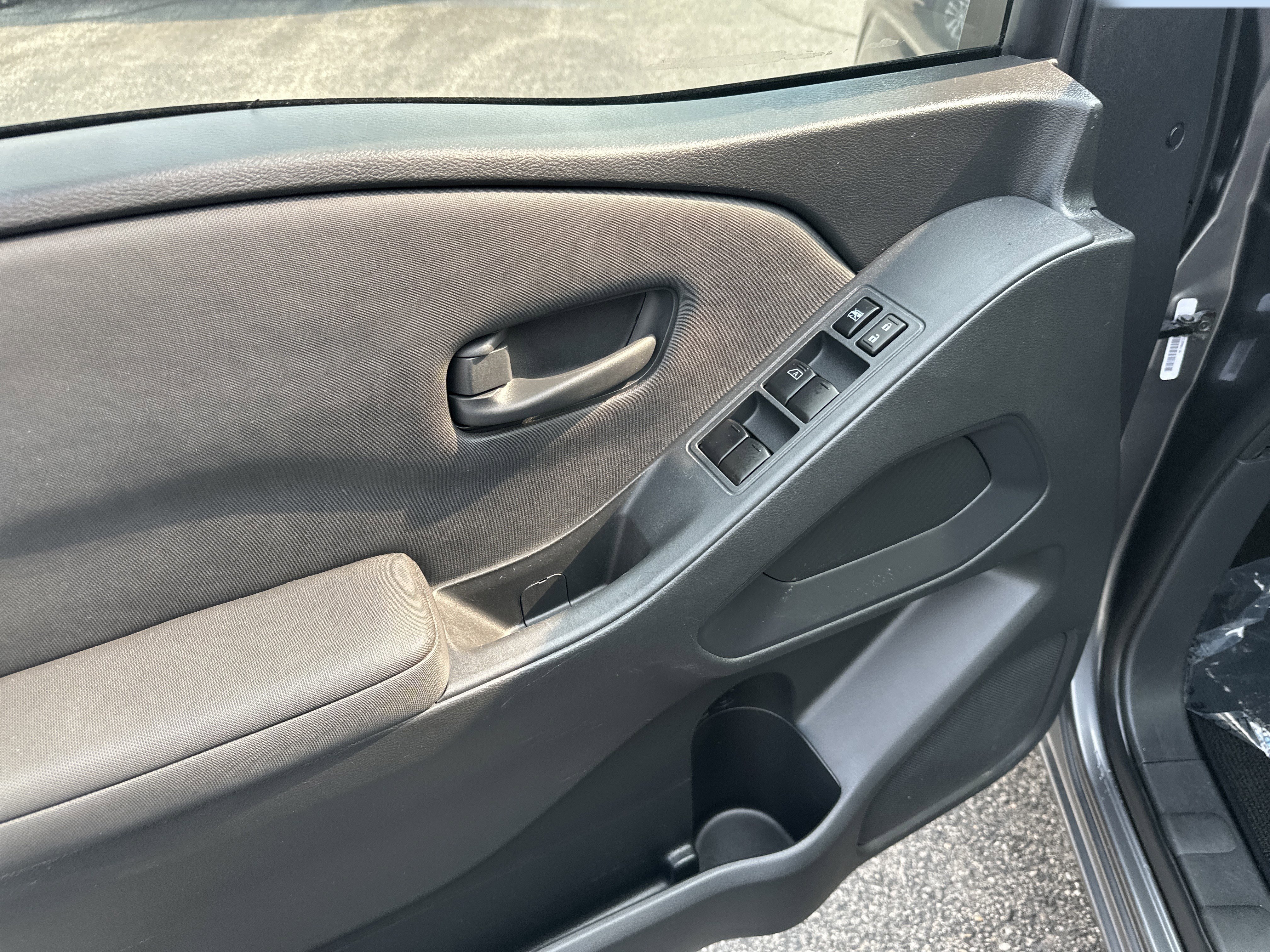 Used 2022 Nissan Frontier S w/ Technology Package image 9