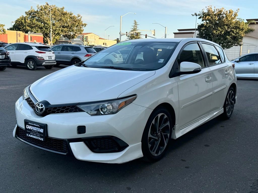 Used 2017 Toyota Corolla iM FWD image 8