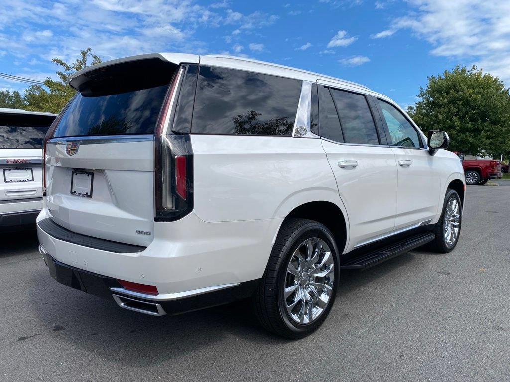Used 2021 Cadillac Escalade Premium Luxury AWD/4WD image 5