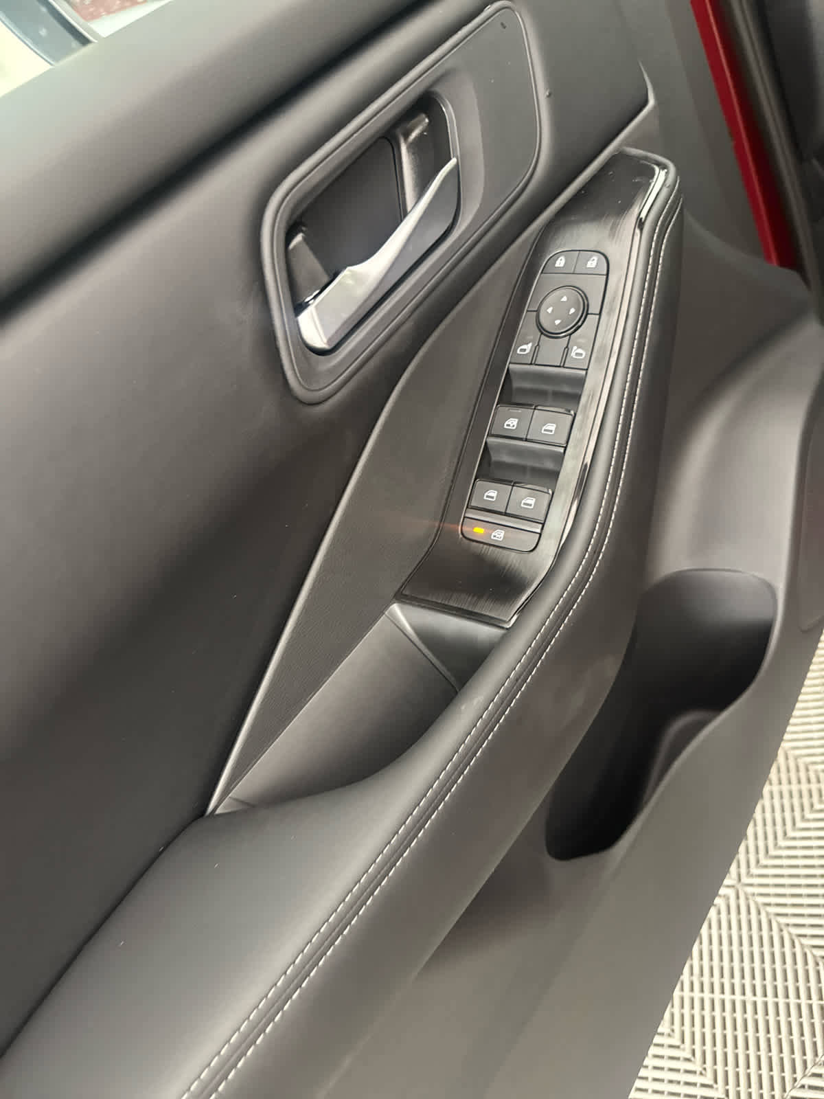 New 2026 Nissan Rogue SV image 15