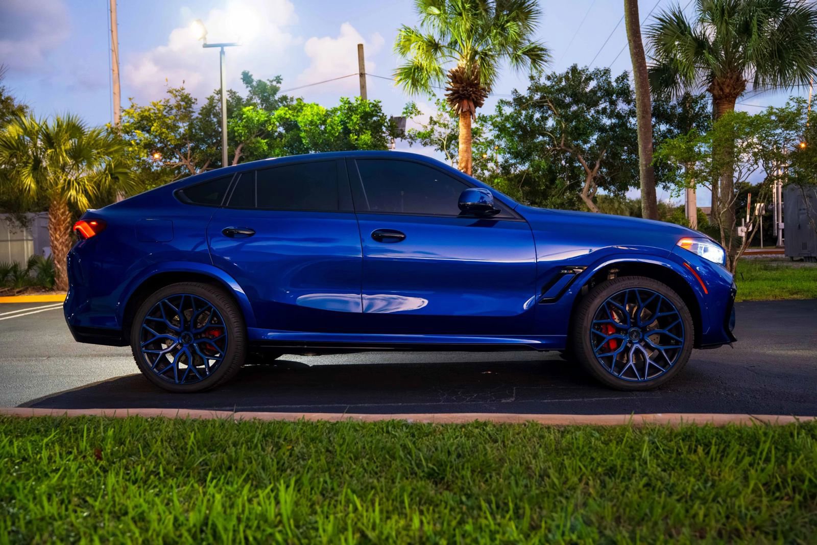 Used 2023 BMW X6 M w/ Executive Package image 50