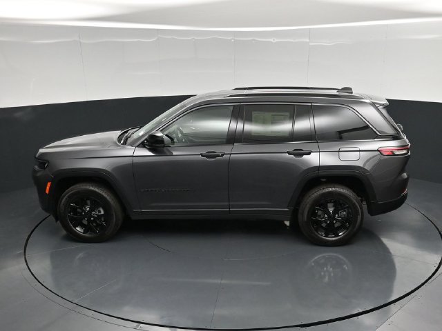 New 2026 Jeep Grand Cherokee Altitude AWD/4WD image 51