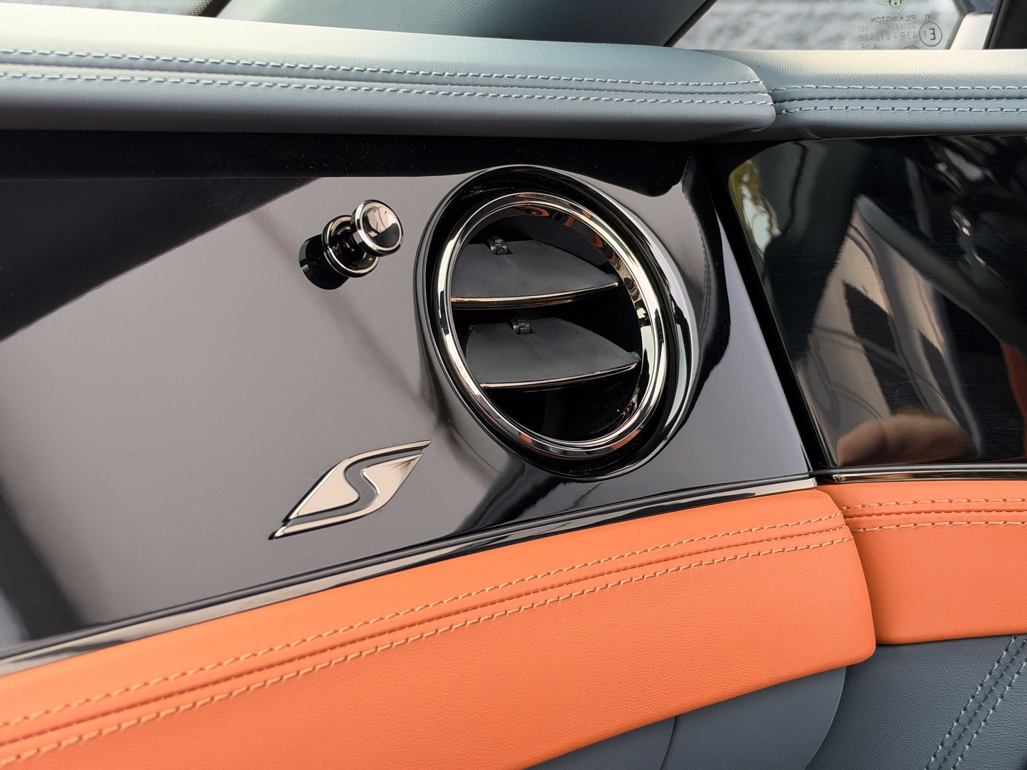 Used 2026 Bentley Continental GT AWD/4WD image 42